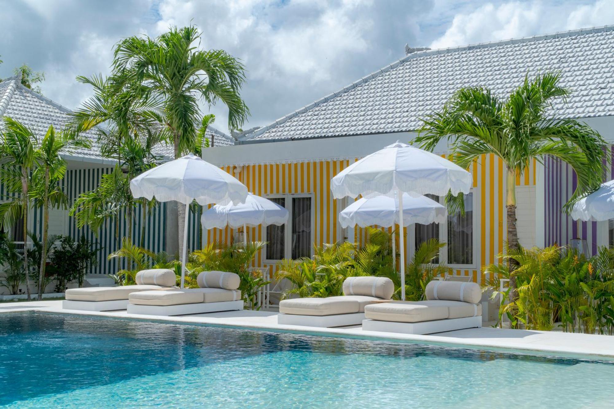 Ria Uluwatu, Tropical Chic Hotel חדר תמונה