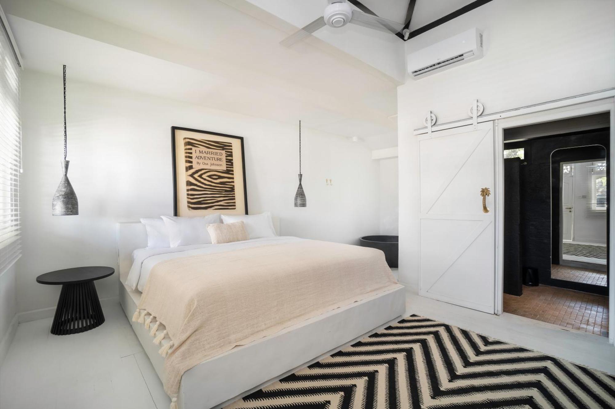 Ria Uluwatu, Tropical Chic Hotel מראה חיצוני תמונה