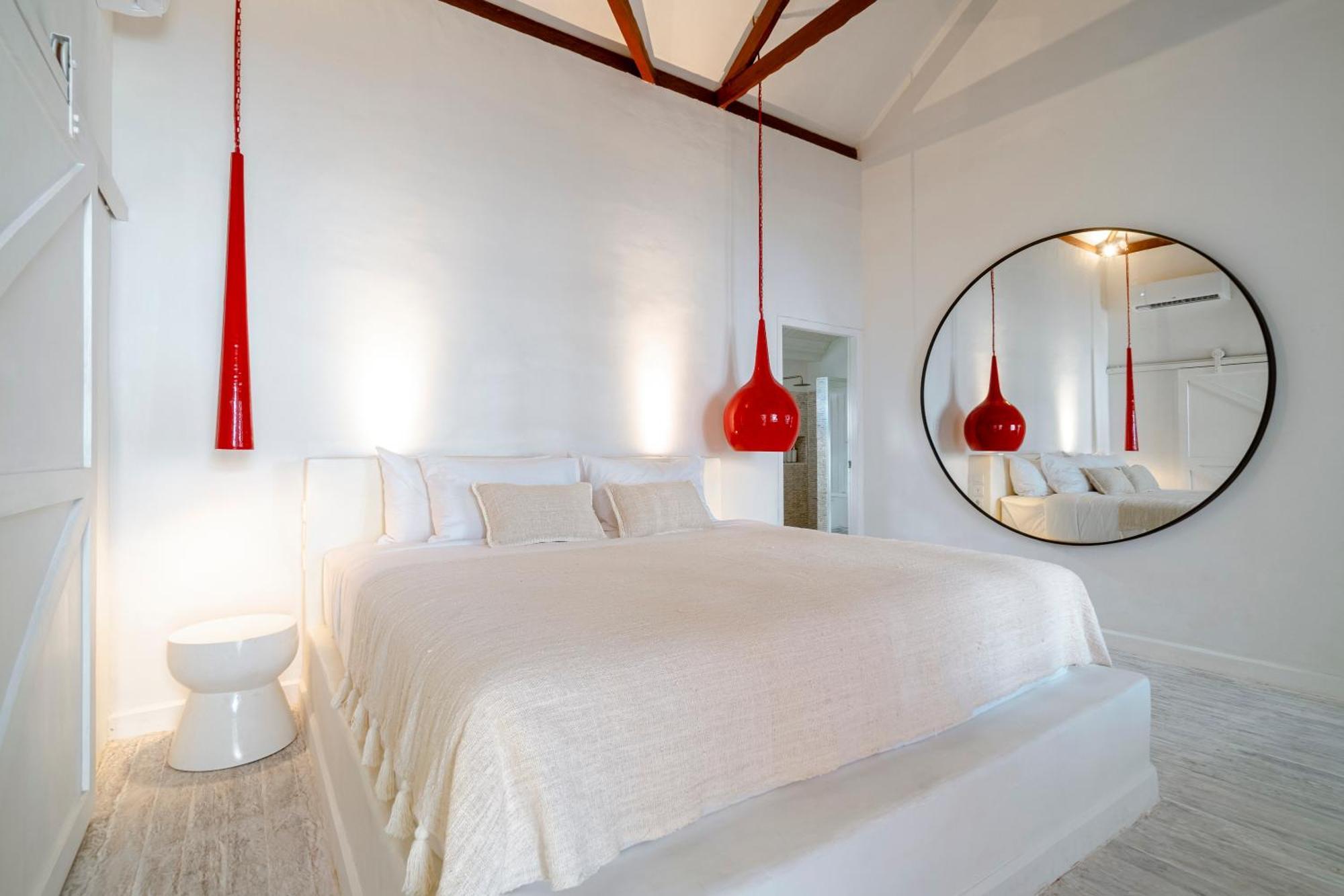 Ria Uluwatu, Tropical Chic Hotel מראה חיצוני תמונה